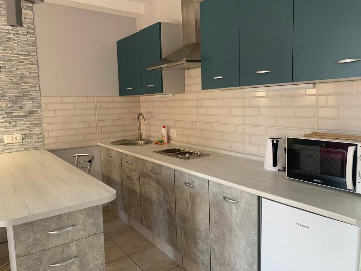 Appartamento Apartamenti Mayak Odessa Esterno foto