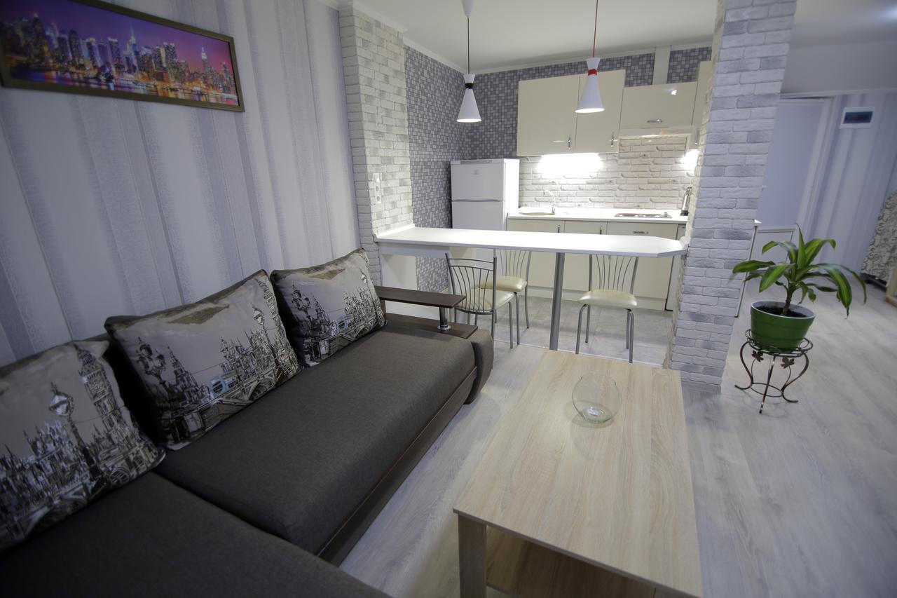 Appartamento Apartamenti Mayak Odessa Esterno foto